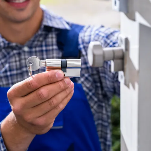 Residential locksmith